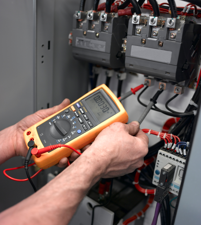 AC Testing Services - Commercial Power Solutions - Novi Michigan - voltagetest